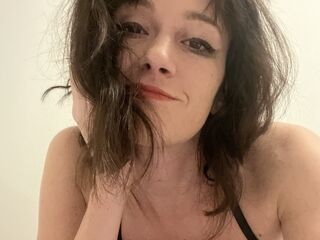 JuliaLaura