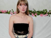 My name is Nika, I am 18 years old, I live in Poland and I am studying to be a nurse. In my free time, I often walk, paint a lot and like to listen to music