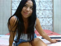 I am a dazzling woman. My eyes are truly beautiful, with an intense sparkle that seems to capture the light around me. My full, expressive lips are one of my most striking features, adding a touch of elegance and sensuality to my face. My presence is powerful and alluring, combining natural beauty with an innate confidence that makes me stand out in any environment.