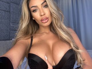 naughty cam girl fingering pussy ArianaKroft