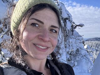 naked girl with webcam fingering pussy AspenPiper