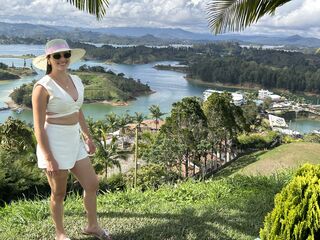 live sexshow AuraCrhistina