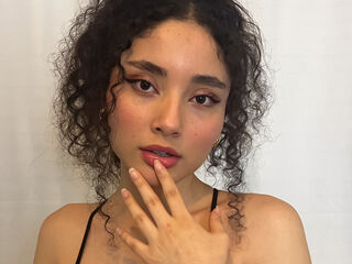 girl fingering bald pussy BellaVuitton