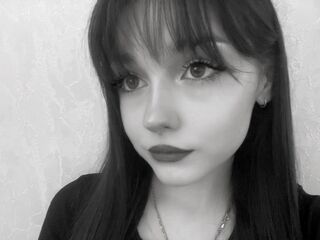 adult cam chat room EvelynnCaillouet