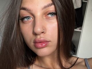 camgirl masturbating with sextoy FionaHey