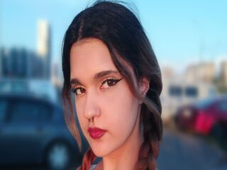 live webcam model IvelisseConsuelo