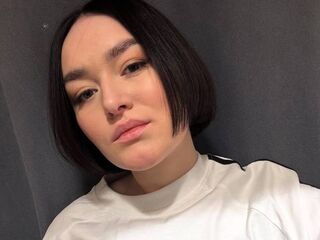 hot cam girl masturbating with dildo JannSandor