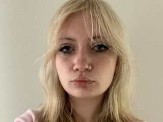 free webcam picture LoisBrindamour