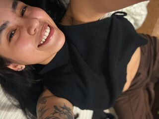 topless cam girl MarieLima