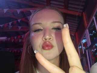 livecam chat NelleCauthorne