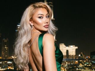 naughty camgirl masturbating with vibrator RosalinLafayette