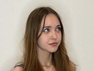 webcam show YokoMagliacane