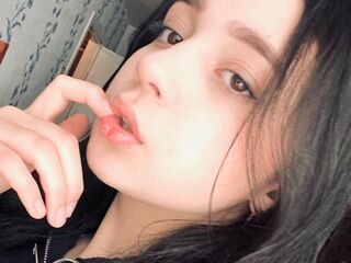 camwhore shaving pussy LeotaBienvenu