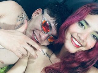 live couple web cam KevinAndVeronica