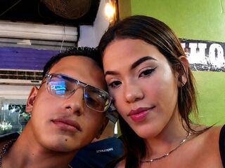 naked couple with live cam masturbating SophiaAndEthan