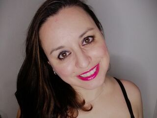 web chat AdelaAlbaNatural