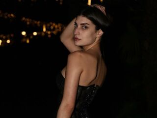 naked camgirl photo AlfredaTrisler