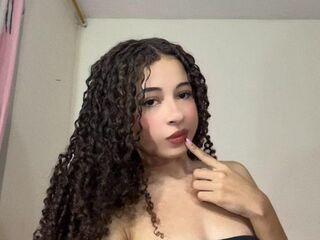 nude webcamgirl AmandaFerri