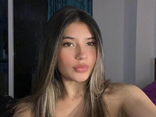 naked cam girl fingering pussy AmberColomb
