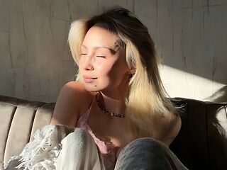 fingering girl chatroom AmberGrin