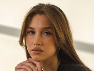 camgirl sex photo AmelinaBrauberg