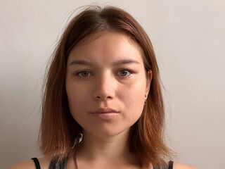 fingering girl cam picture AndreThreat