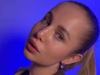 chat room live web cam AnnelleToulson