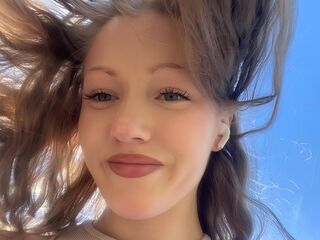 camgirl video chat AnnikaRodrigez
