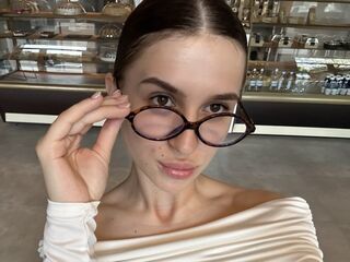 camslut topless AriaMonro