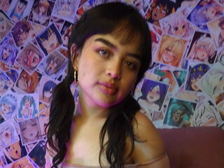 girl fingering shaved pussy CamiKonnor