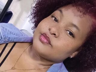 masturbating camgirl CandelaSassha