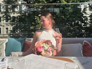 hot chat room CarolMeinhard