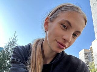 cam slut video chat CatherynBigger