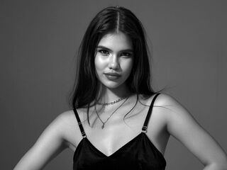 naked camgirl masturbating with dildo CelesteHadids