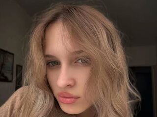 nude webcam girl ChiaMaia