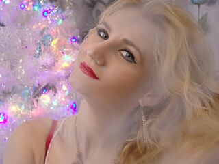 topless camgirl ChristineEve