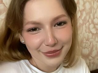 hot strip tease web cam ChunYundt