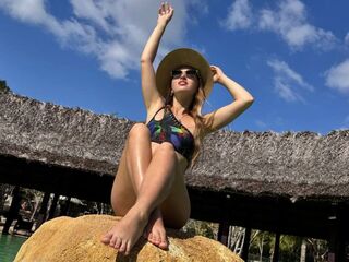 camslut fingering pussy ClarettaPittmann