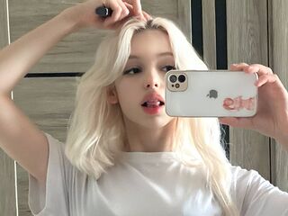 naughty chatroom CourtneyAdamo