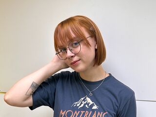 kinky video chat performer DarlineBeamer