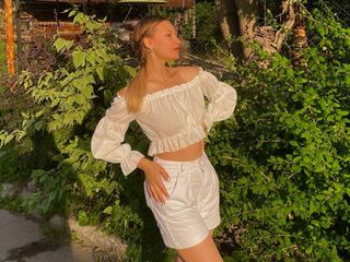 live sex webcam DaynaMiller