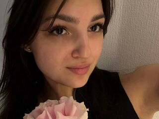 cam girl playing with vibrator DeloisKuwana