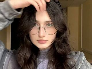 chat live cam DianneBrowie