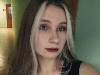 naked camgirl DorthyZurkus