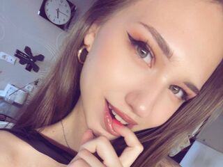 cam girl masturbating with sextoy EarthaMaruyama