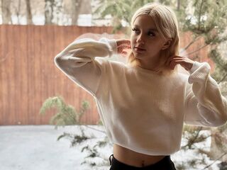 free nude live show EllieBraddy