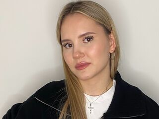 webcamgirl chat room EmeritaParra