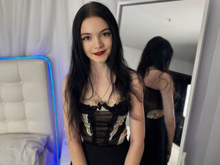 camgirl masturbating with vibrator EmmaBlackwood