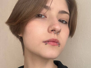 live porn webcam EssieAcheampong