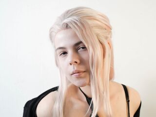 naked girl with webcam masturbating with vibrator EvaLaren